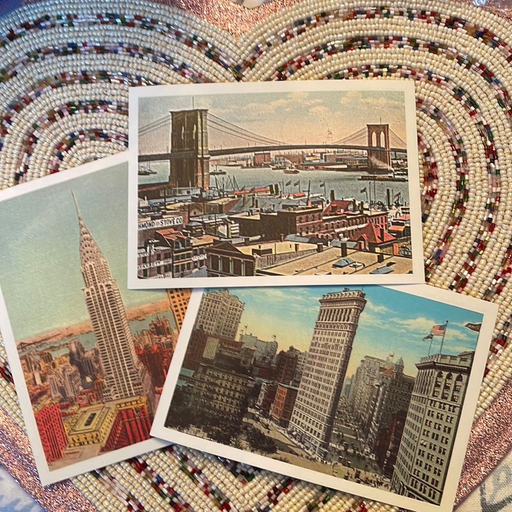 Vintage scene post cards. NYC iconic views. 3 of each scene.